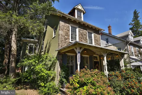 121 E Upsal St, Philadelphia, PA 19119