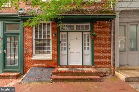 126 128 Arch St #2, Philadelphia, PA 19106