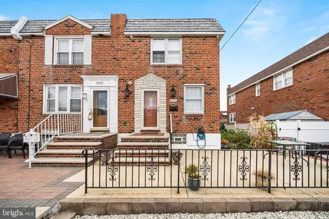 3136 S 17th St, Philadelphia, PA 19145