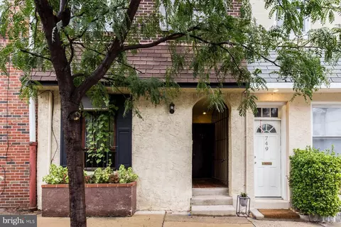 751 N 24th St, Philadelphia, PA 19130