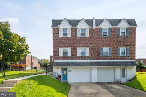 11919 Barlow Pl, Philadelphia, PA 19116