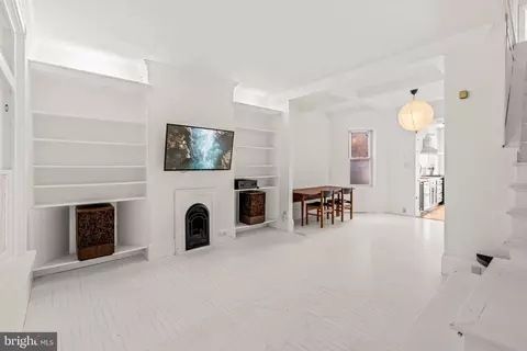 5344 Greenway Ave, Philadelphia, PA 19143