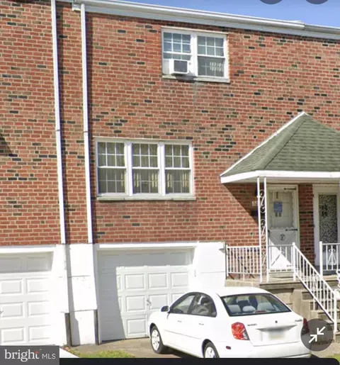 3012 S 72nd St, Philadelphia, PA 19153