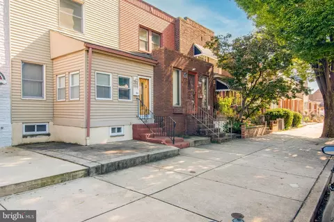 2725 S Darien St, Philadelphia, PA 19148