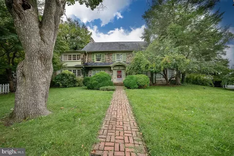 5898 Woodbine Ave, Philadelphia, PA 19131