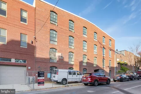 825 Bainbridge St #402, Philadelphia, PA 19147