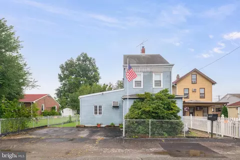 7763 Cottage St, Philadelphia, PA 19136