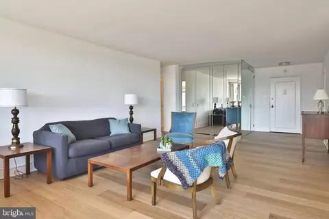 2401 Pennsylvania Ave #17B30, Philadelphia, PA 19130