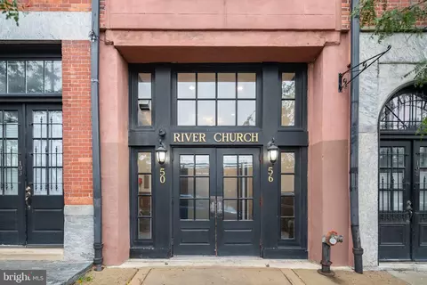 50 N 56 N Front St #204, Philadelphia, PA 19106