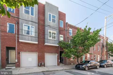 1110 Leopard St, Philadelphia, PA 19123