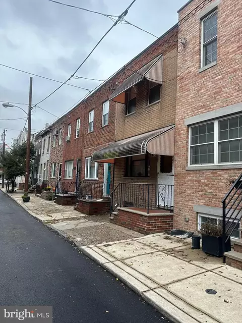 1915 S Iseminger St, Philadelphia, PA 19148