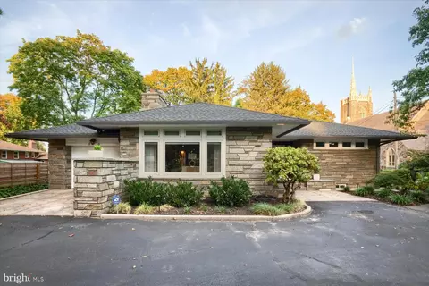 6321 Ridge Ave, Philadelphia, PA 19128