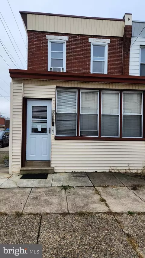 7141 Edmund St, Philadelphia, PA 19135