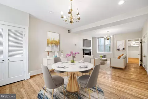 120 Kenilworth St, Philadelphia, PA 19147