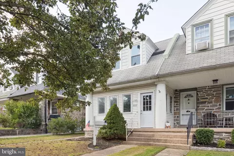 552 Fairthorne Ave, Philadelphia, PA 19128