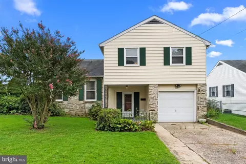 563 Wigard Ave, Philadelphia, PA 19128