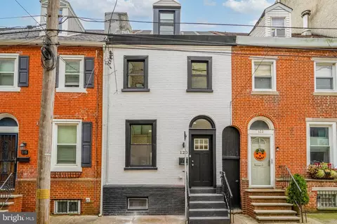 120 Alter St, Philadelphia, PA 19147