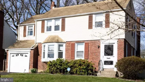 14056 Erwin St, Philadelphia, PA 19116