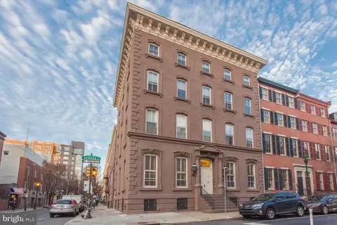 1035 Spruce St #201, Philadelphia, PA 19107