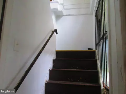 2315 W Cumberland St, Philadelphia, PA 19132