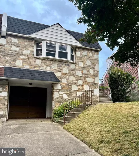 8323 Pine Rd, Philadelphia, PA 19111
