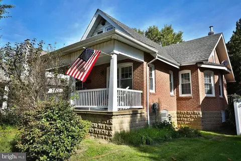 2109 11 Loney St, Philadelphia, PA 19152