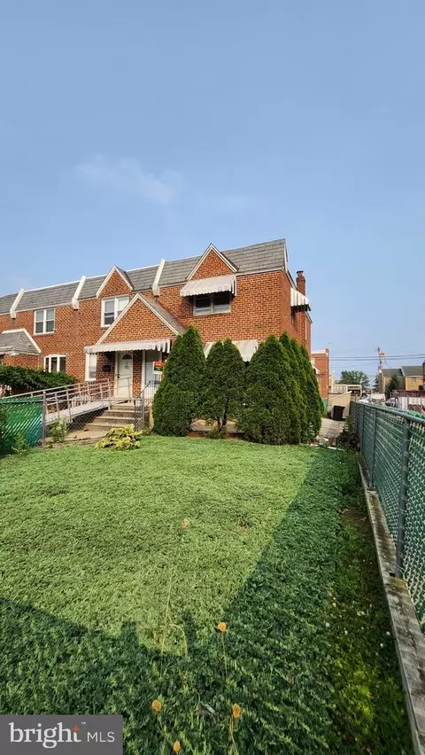 6711 Leonard St, Philadelphia, PA 19149