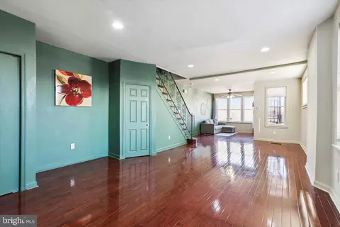 3816 J St, Philadelphia, PA 19124