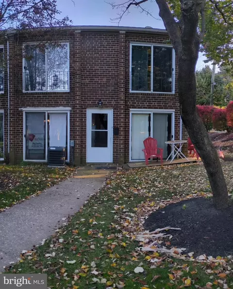 9001 Ridge Ave #33, Philadelphia, PA 19128