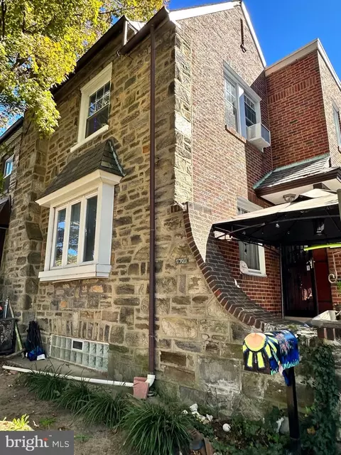 6705 Large St, Philadelphia, PA 19149