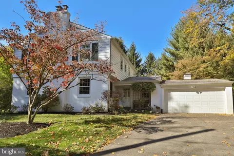 505 W Mermaid Ln, Philadelphia, PA 19118