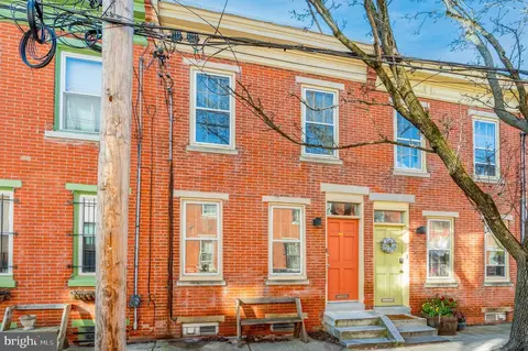 2206 Kater St, Philadelphia, PA 19146