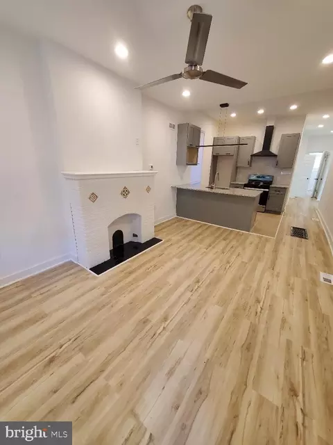1226 N Redfield St, Philadelphia, PA 19151