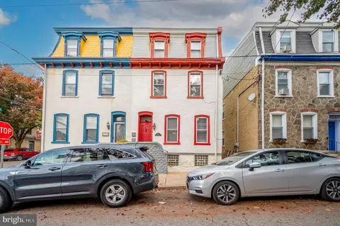 143 Kalos St, Philadelphia, PA 19128
