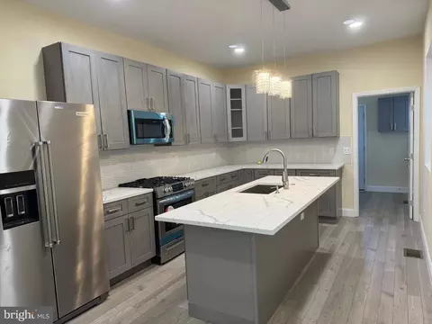 1419 S 54th St, Philadelphia, PA 19143