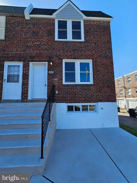 4919 Pennway St, Philadelphia, PA 19124