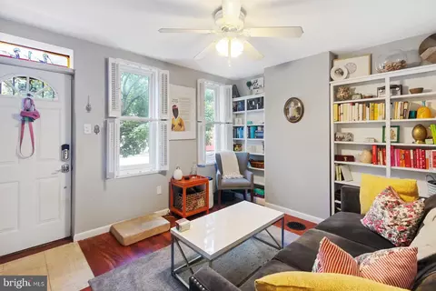 212 Mcclellan St, Philadelphia, PA 19148