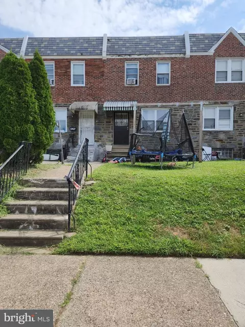 6705 Akron St, Philadelphia, PA 19149