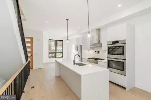 719 S Colorado St, Philadelphia, PA 19146
