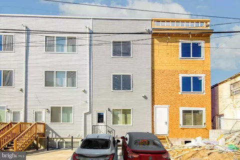 2041 N Randolph St, Philadelphia, PA 19122