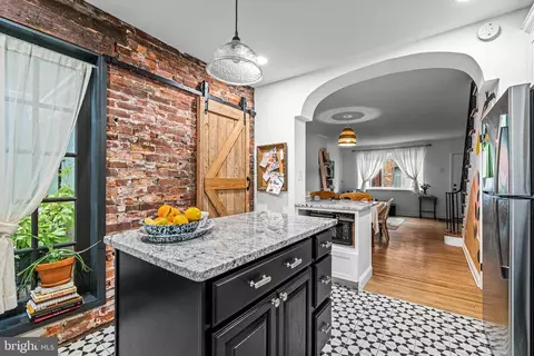 1910 Durfor St, Philadelphia, PA 19145