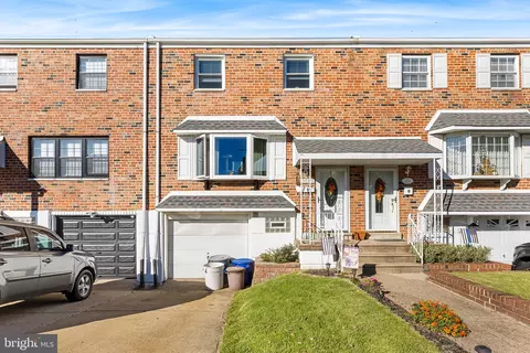 3583 Oakhill Rd, Philadelphia, PA 19154