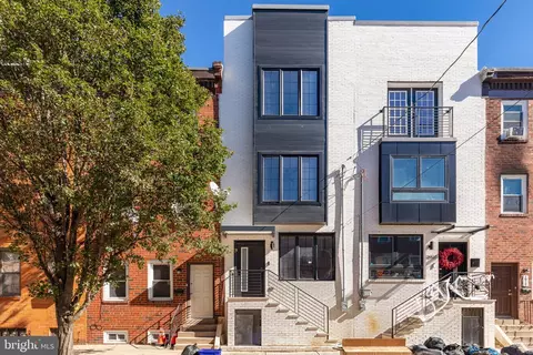 1933 S 6th St, Philadelphia, PA 19148