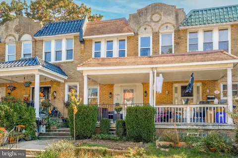 126 W Sedgwick St, Philadelphia, PA 19119