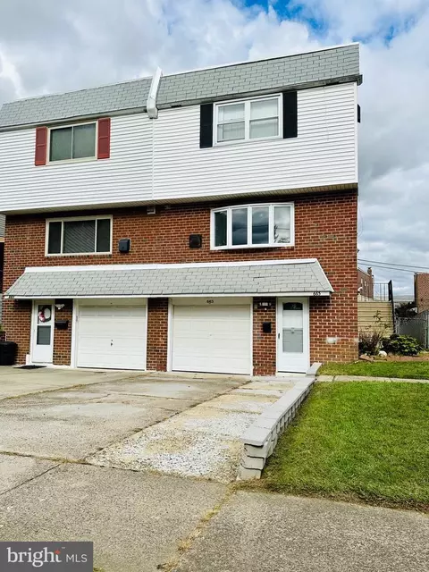 663 Parlin St, Philadelphia, PA 19116