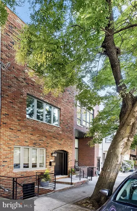 745 S 7th St, Philadelphia, PA 19147