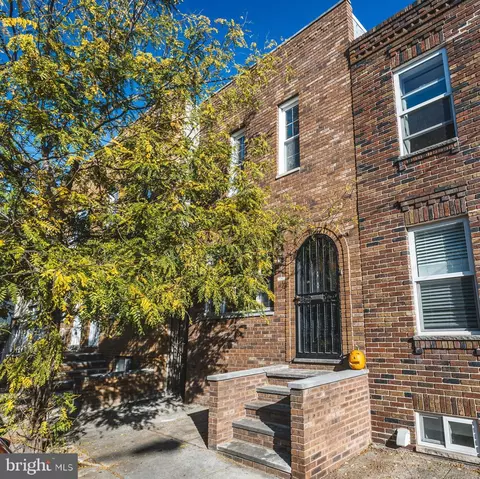 1011 Mckean St, Philadelphia, PA 19148