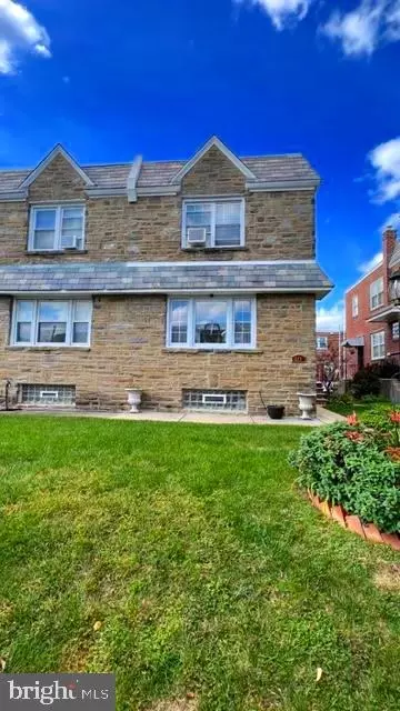 919 E Mcpherson, Philadelphia, PA 19150