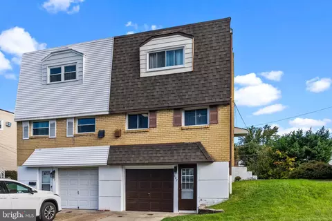 807 Avon Rd, Philadelphia, PA 19116