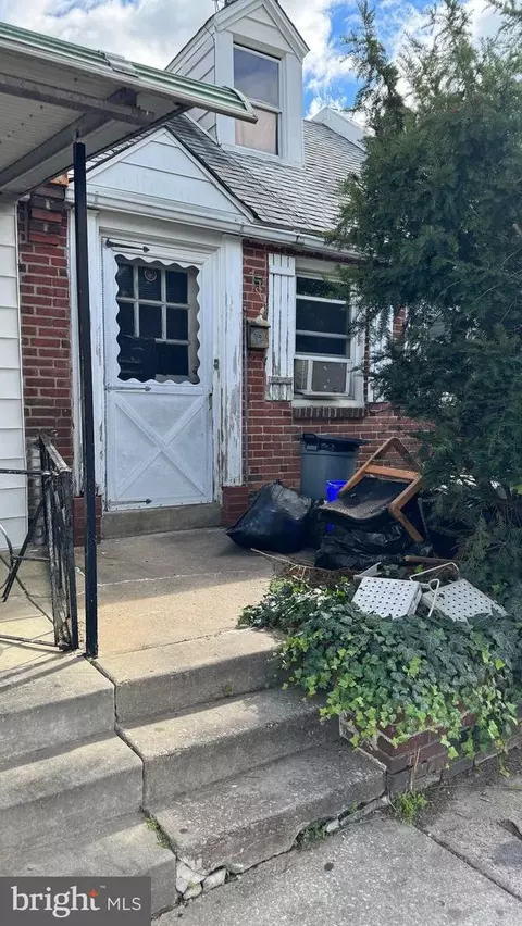 6430 Guyer Ave, Philadelphia, PA 19142